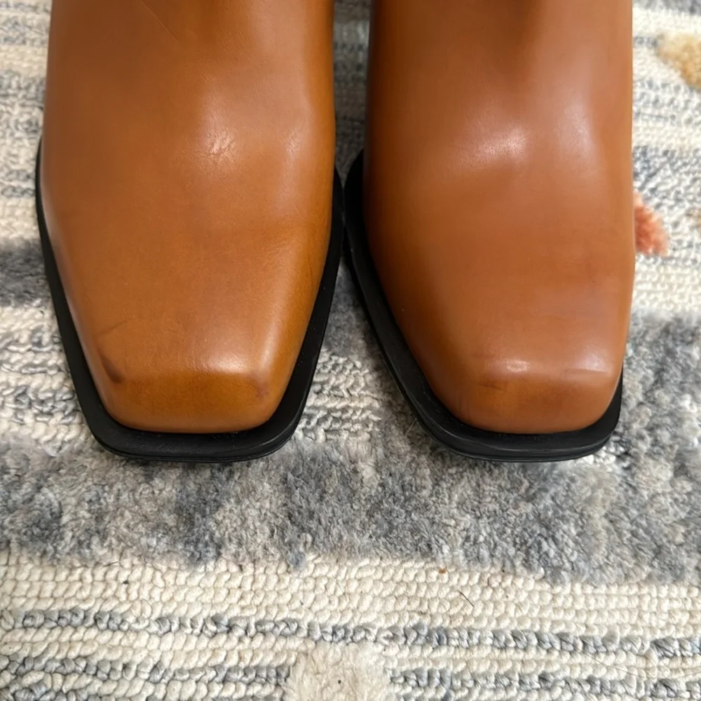 Franco Sarto Vivica Square Toe Ankle Bootie Cognac Brown Size 8.5